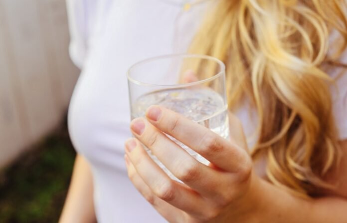 Unlocking Hydration Secrets: How Water Supports Healthy Aging